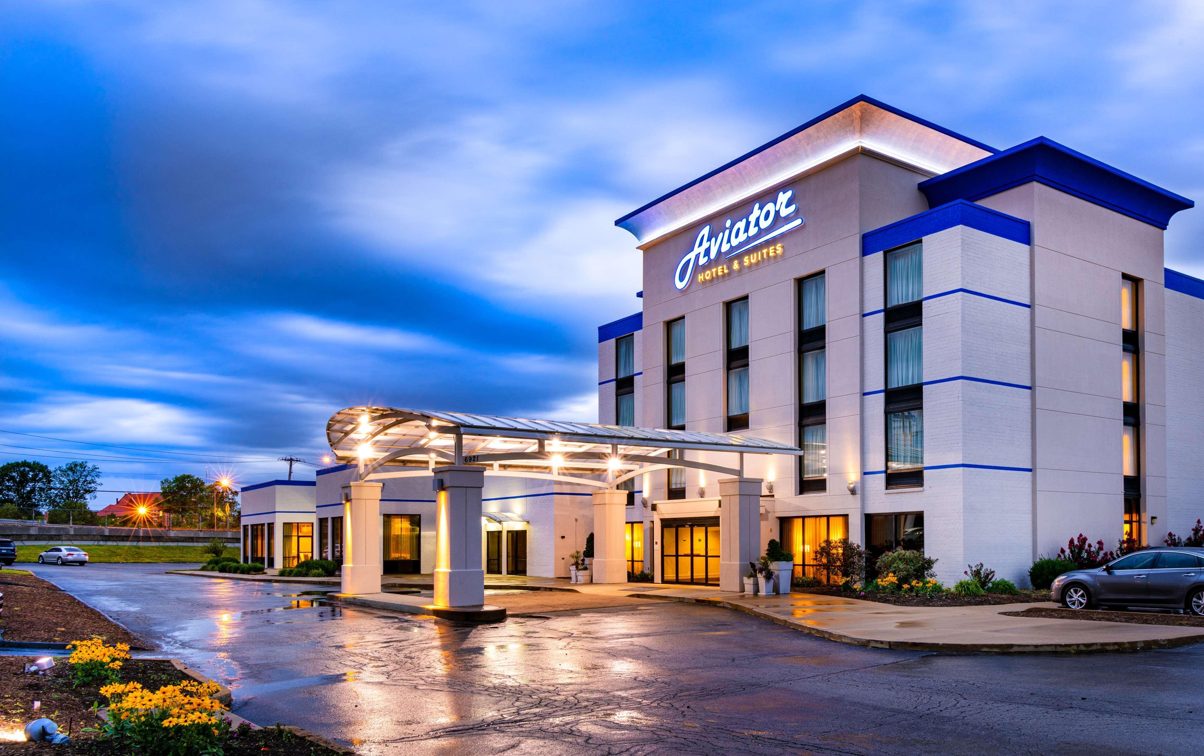 Aviator Hotel & Suites, BW Signature Collection Green Park Bagian luar foto